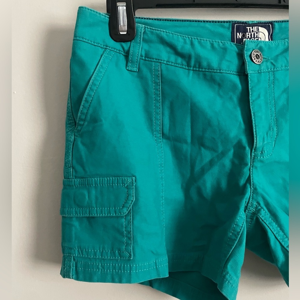 The North Face Teal Cargo Shorts - Picture 2 of 7